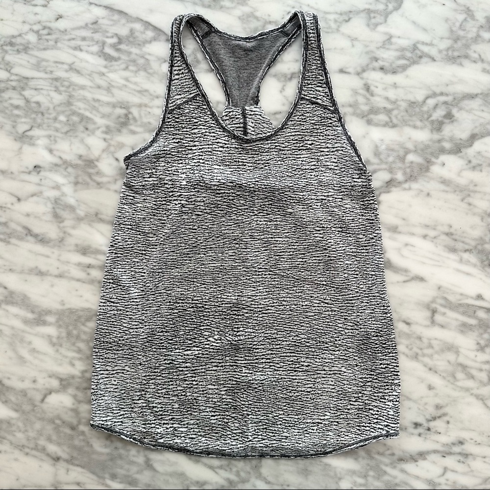 Lululemon Essential Tank - size 2